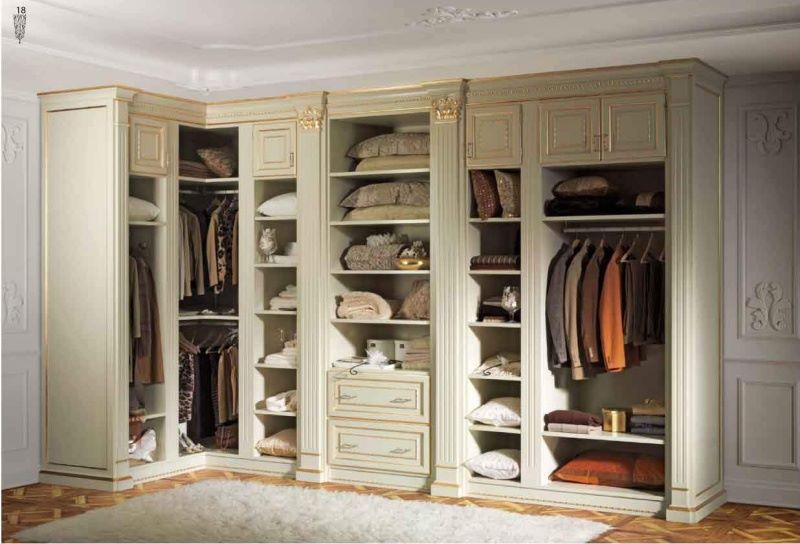 Шкаф для одежды классика