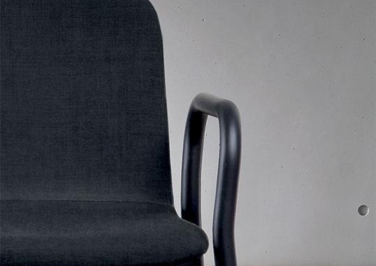 Кресло Sovet Italia Two Tone Small Armchair image 4