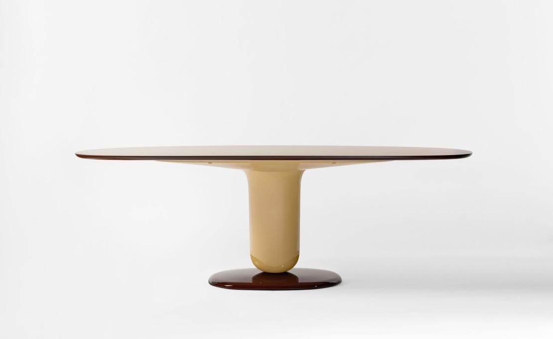 Стол от фабрики BD Barcelona Design модель EXPLORER