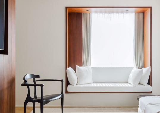 Кресло от фабрики BD Barcelona Design модель GAUBUFR-EASY