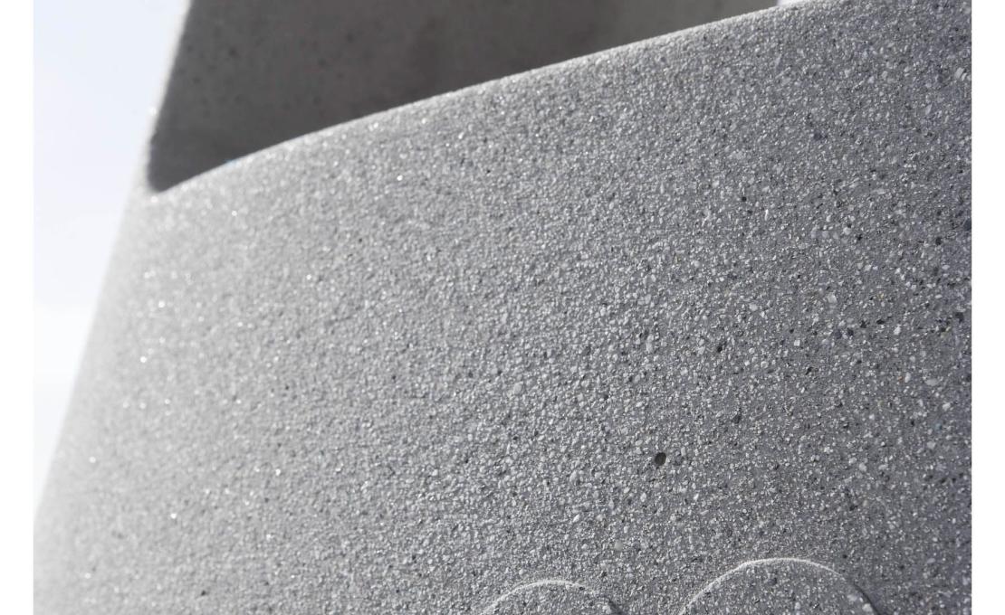 Стол от фабрики BD Barcelona Design модель B-CONCRETE