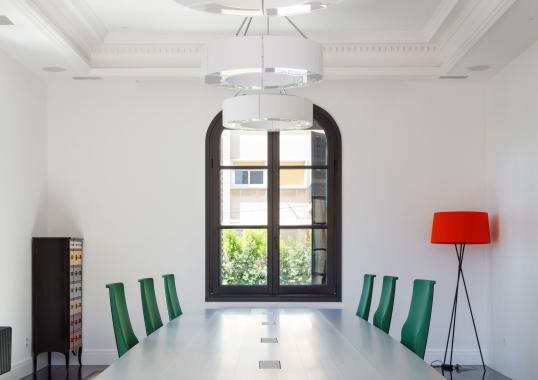 Стол от фабрики BD Barcelona Design модель B150-WOOD