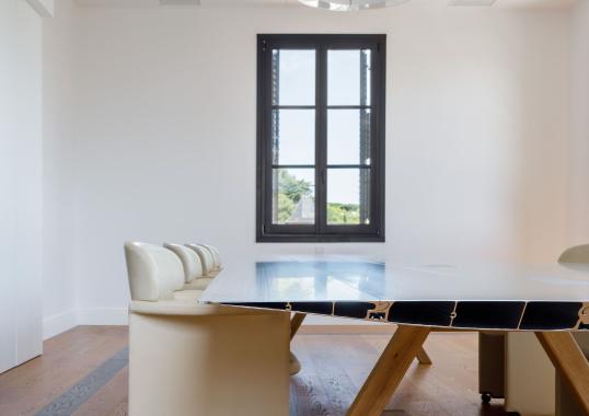 Стол от фабрики BD Barcelona Design модель B150-WOOD