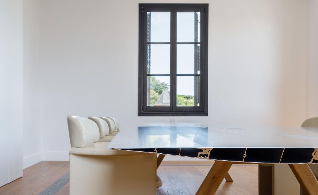 Стол от фабрики BD Barcelona Design модель B150-WOOD