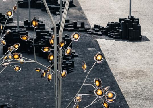 Уличный светильник от фабрики Bocci модель 16.25 Elm Outdoor Lamp