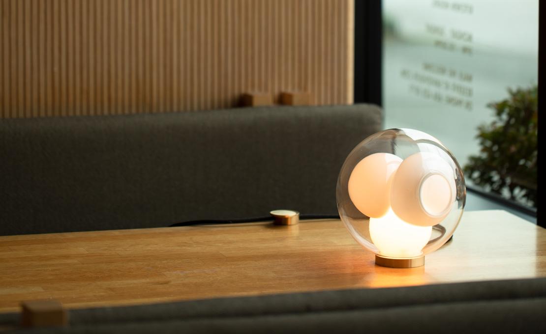 Настольная лампа от фабрики Bocci модель 38Vt  Lamp