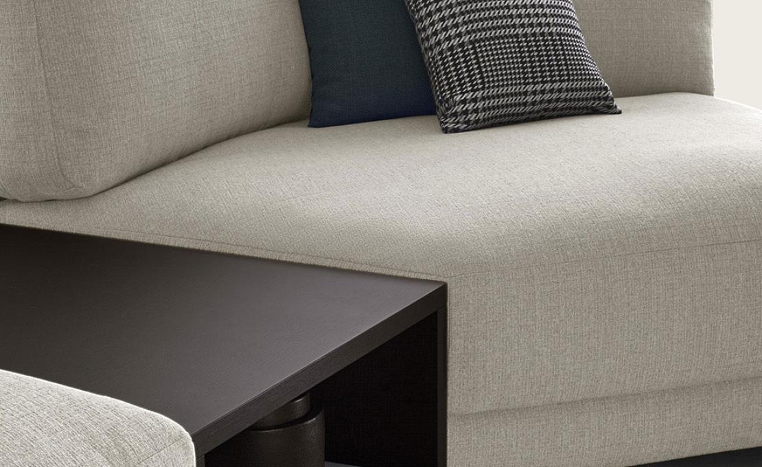 Диван от фабрики Bodema модель Barclay Sofa