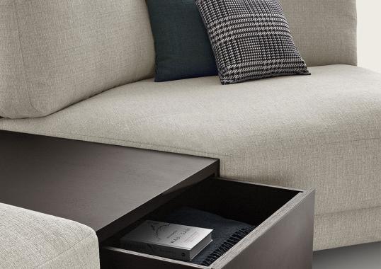 Диван от фабрики Bodema модель Barclay Sofa