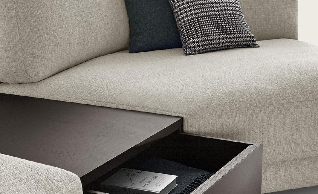 Диван от фабрики Bodema модель Barclay Sofa