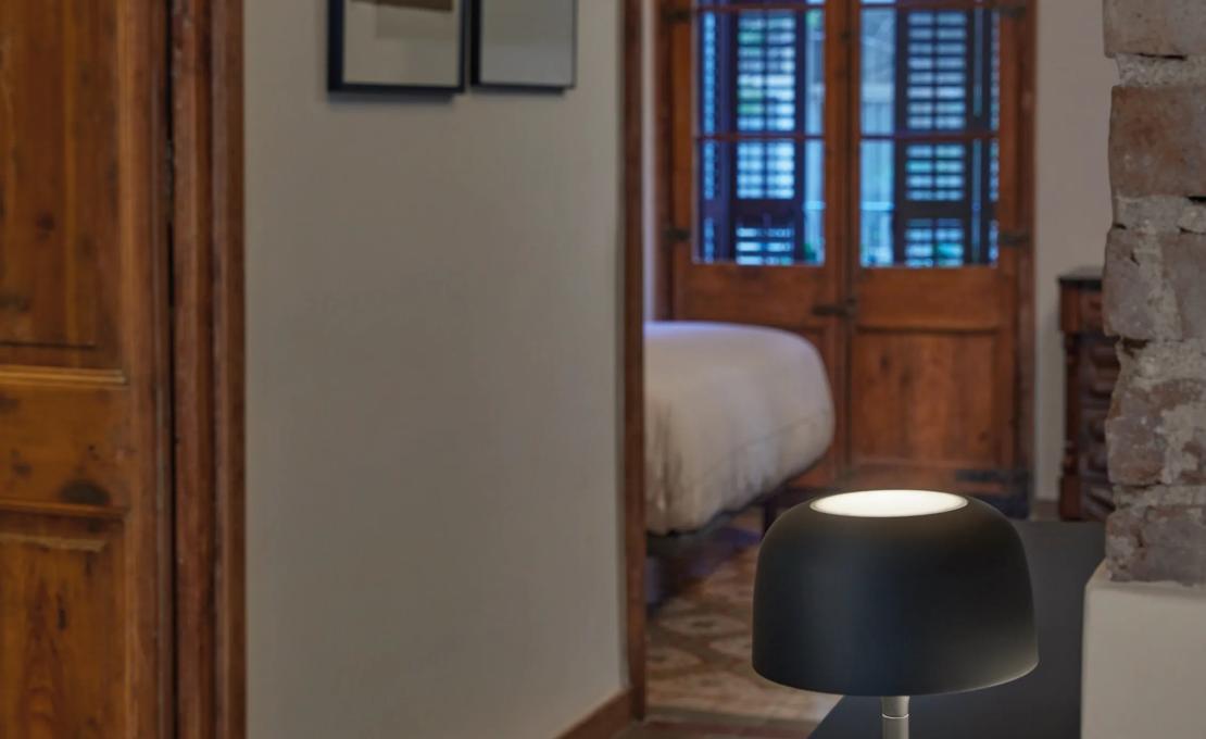 Настольная лампа от фабрики Bover модель Bol  Lamp