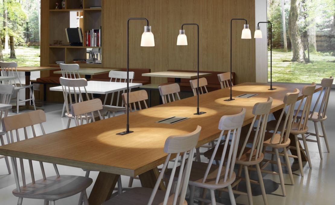 Настольная лампа от фабрики Bover модель Drip/Drop M/70  Lamp