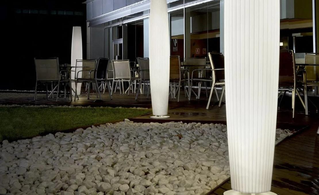 Торшер от фабрики Bover модель Maxi Outdoor 