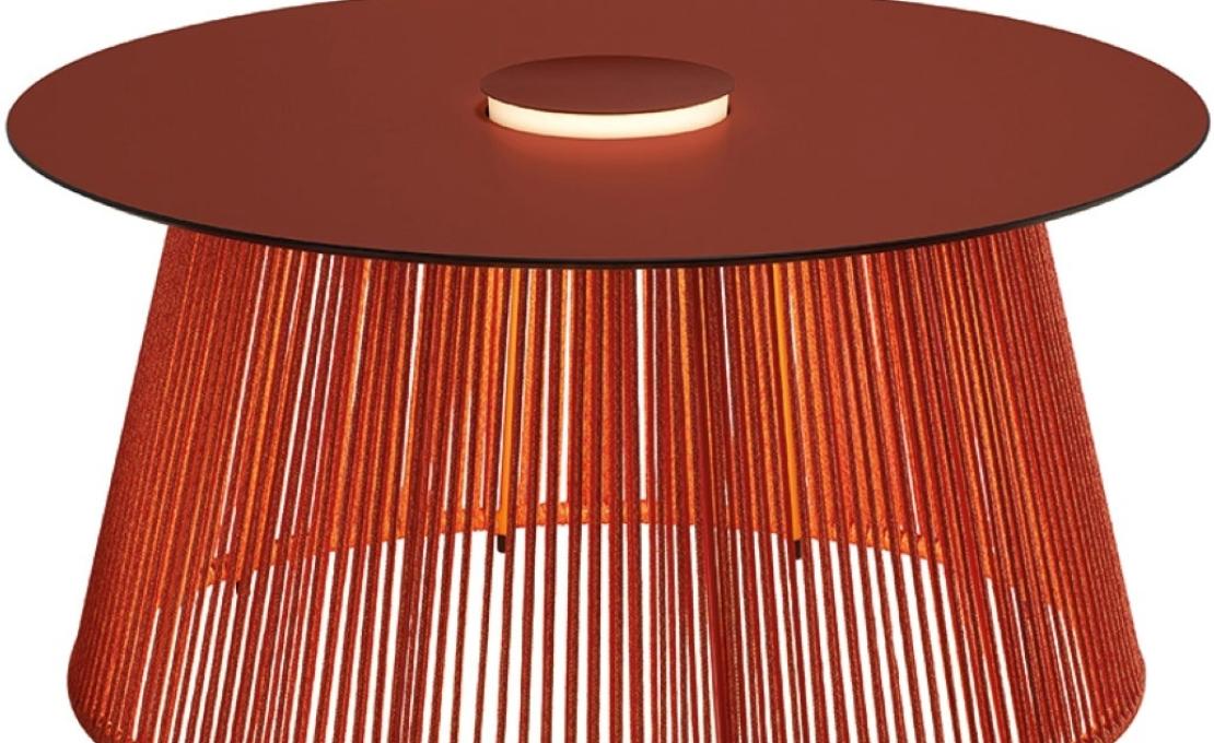 Уличный стол от фабрики Bover модель Nit Side 