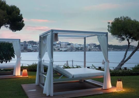 Уличный светильник от фабрики Bover модель Nans Por  Lamp