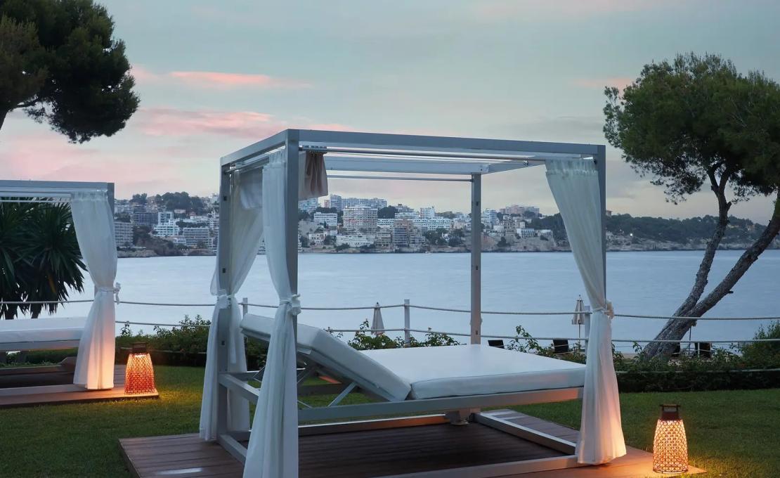 Уличный светильник от фабрики Bover модель Nans Por  Lamp