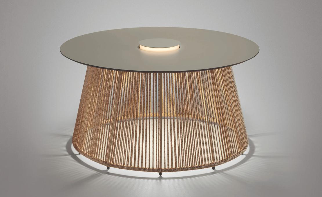 Уличный стол от фабрики Bover модель Nit Side 