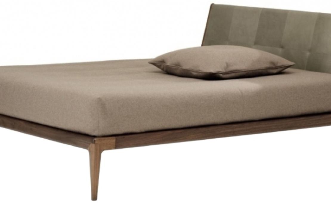 Кровать от фабрики Ceccotti Collezioni модель Brad Bed