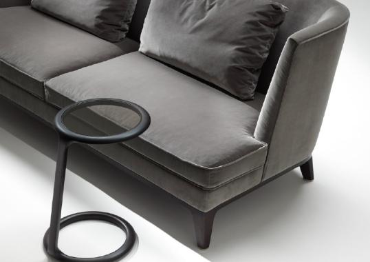 Диван от фабрики Ceccotti Collezioni модель Caracalla Alto Sofa