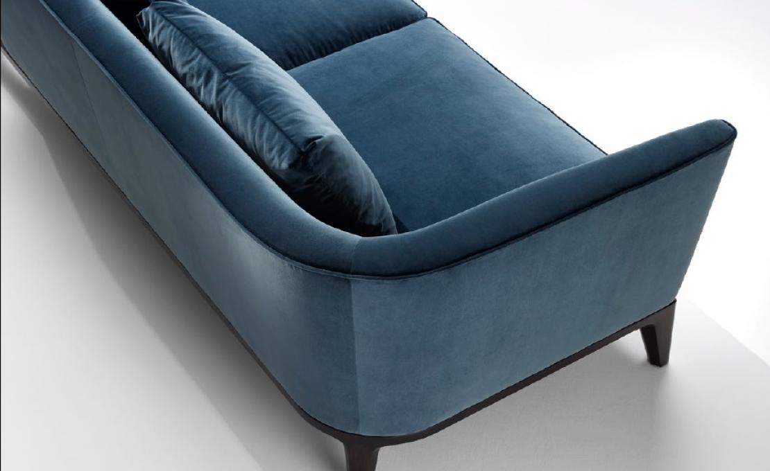 Диван от фабрики Ceccotti Collezioni модель Caracalla Basso Sofa