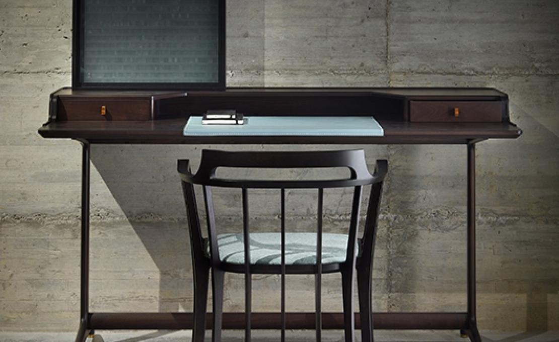 Письменный Стол от фабрики Ceccotti Collezioni модель D.G. Writing Desk