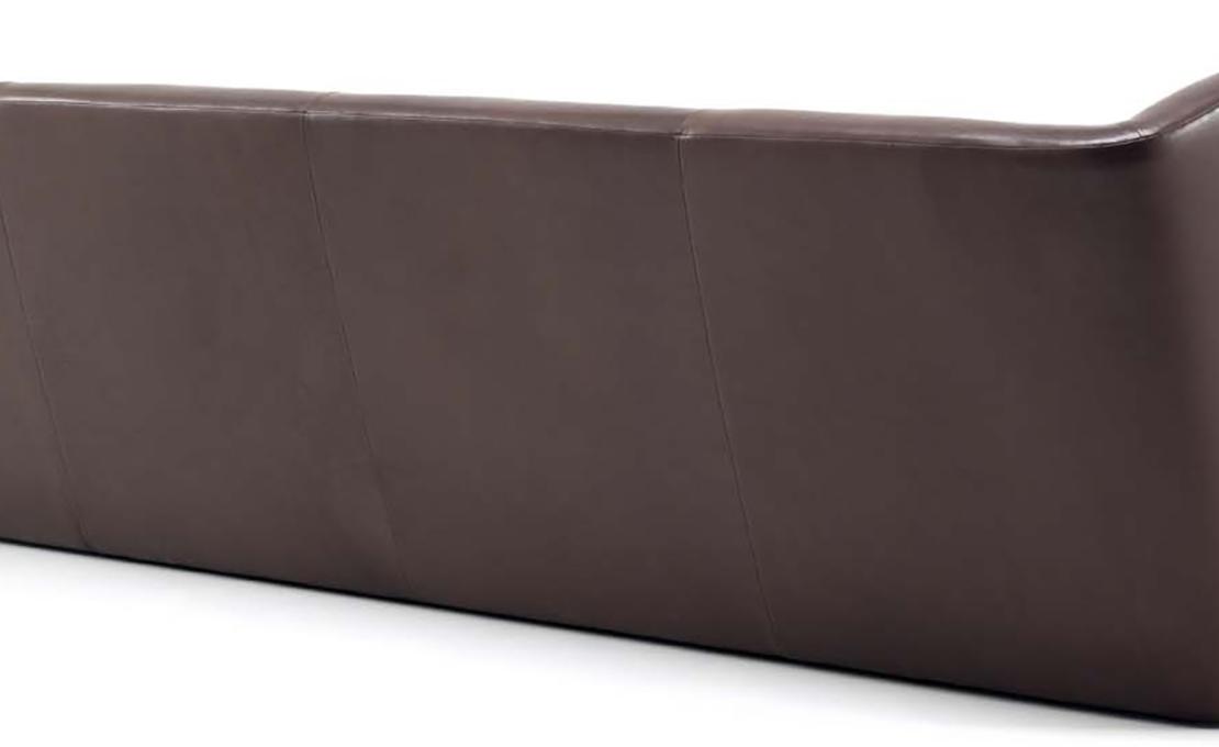 Диван от фабрики Ceccotti Collezioni модель DC 280 Sofa