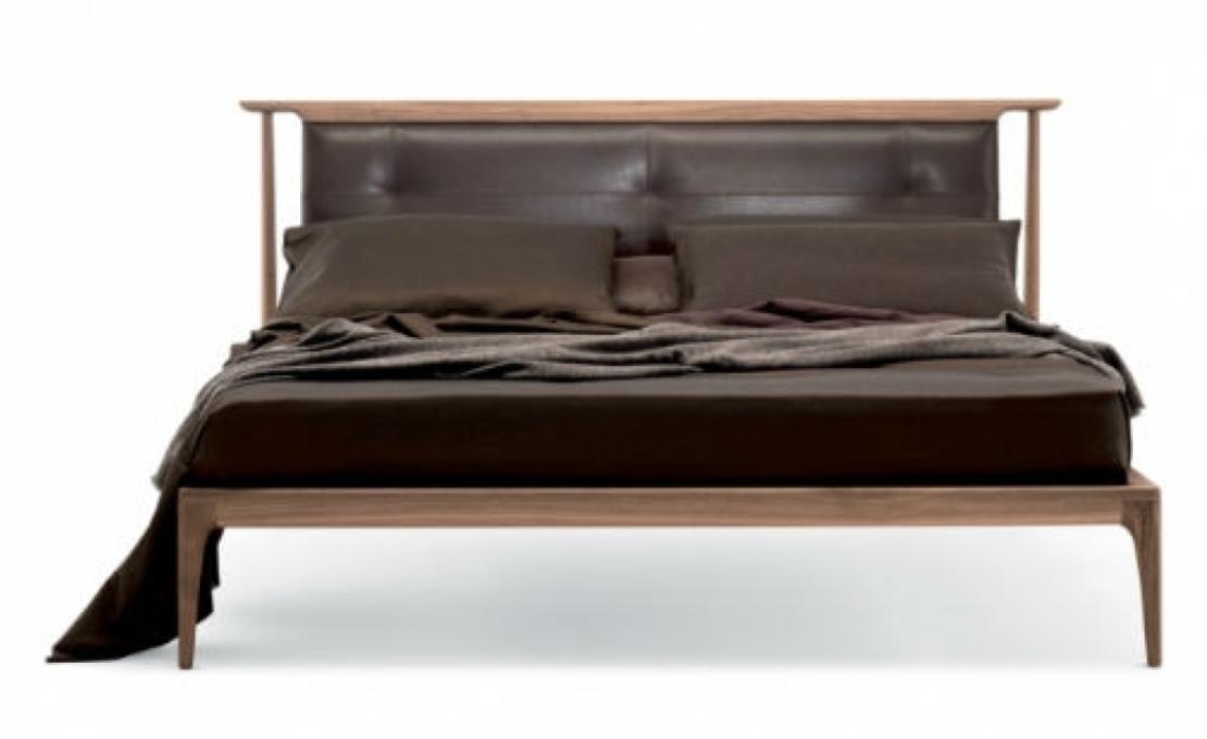 Кровать от фабрики Ceccotti Collezioni модель Demasiado Corazon Bed