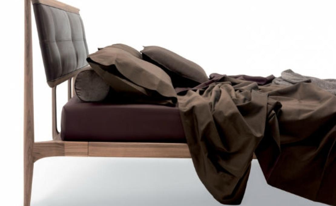 Кровать от фабрики Ceccotti Collezioni модель Demasiado Corazon Bed