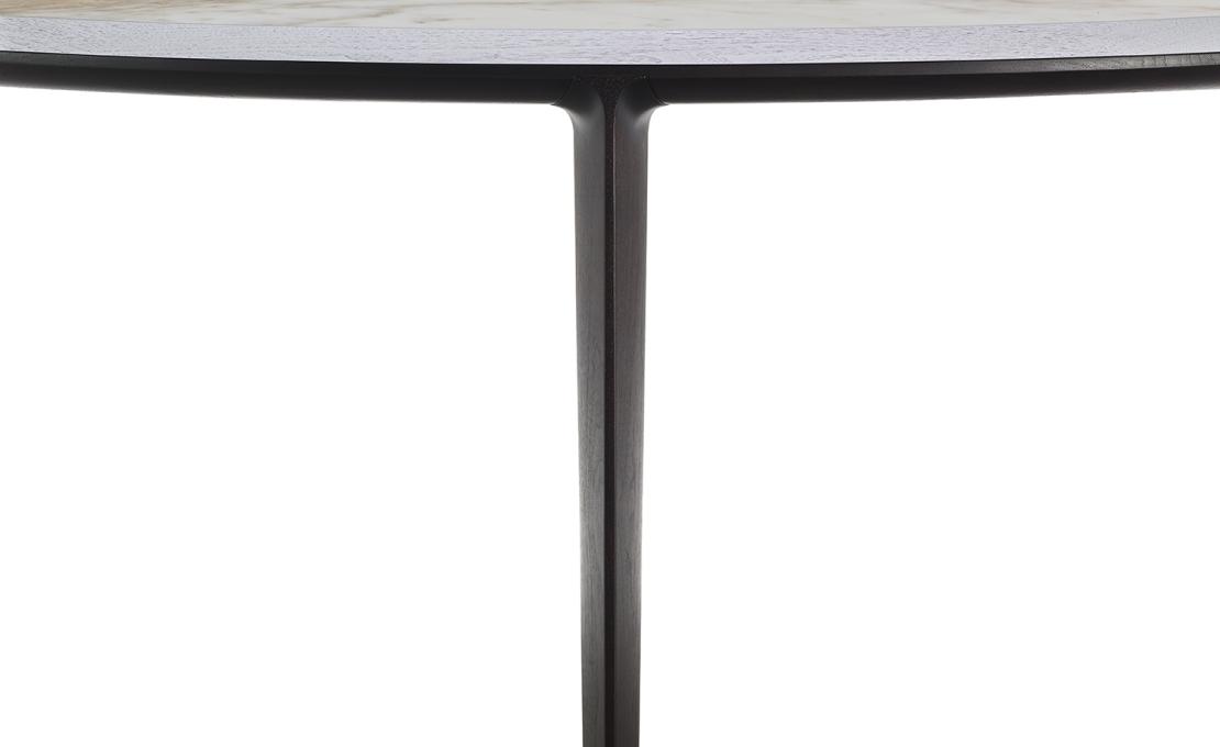 Стол от фабрики Ceccotti Collezioni модель Deriva