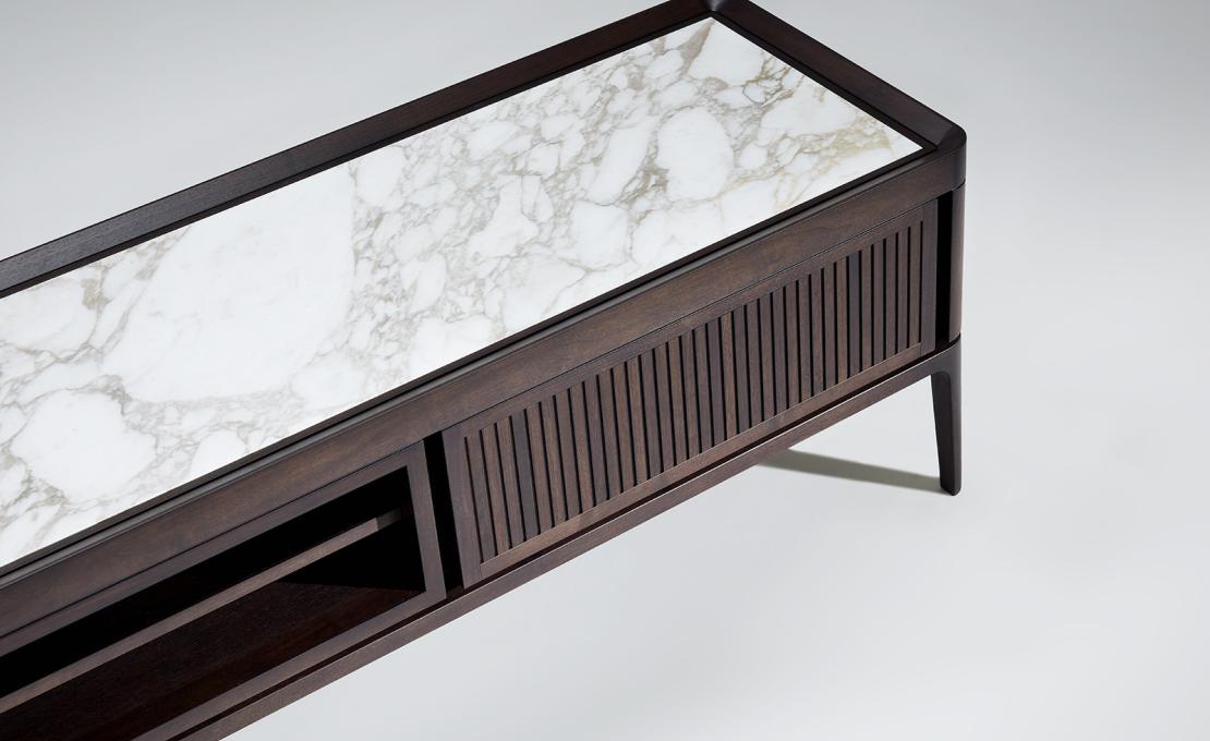 Сервант от фабрики Ceccotti Collezioni модель Full TV Cabinet