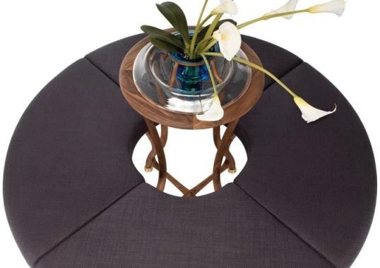 Диван от фабрики Ceccotti Collezioni модель Large Flower Sofa