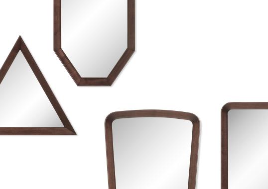 Зеркало от фабрики Ceccotti Collezioni модель Mini Groove Mirror