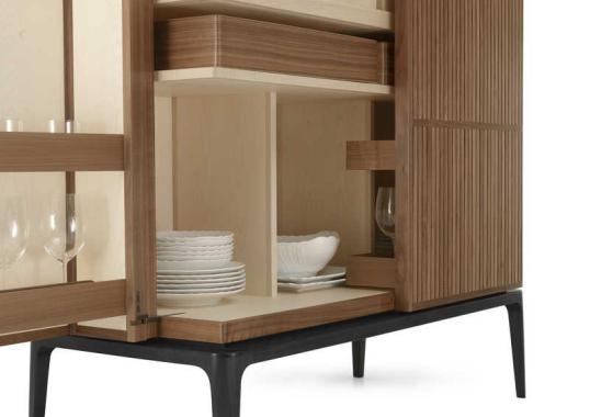 Сервант от фабрики Ceccotti Collezioni модель Neverfull High Sideboard