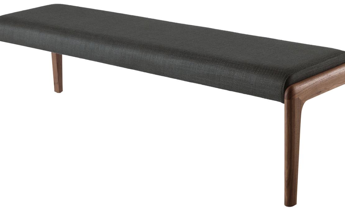 Банкетки от фабрики Ceccotti Collezioni модель Sleeping Muse Bench