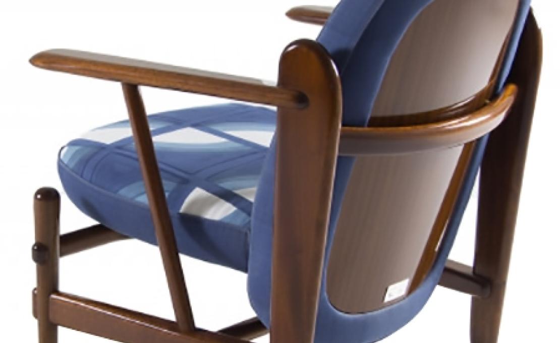 Кресло от фабрики Ceccotti Collezioni модель T-BONE LIMITED EDITION