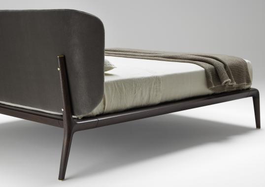 Кровать от фабрики Ceccotti Collezioni модель Sweet Dreams Bed