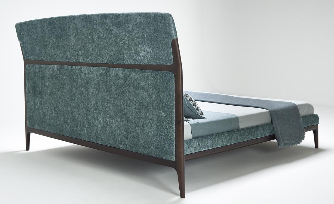 Кровать от фабрики Ceccotti Collezioni модель Tomorrow Morning Bed