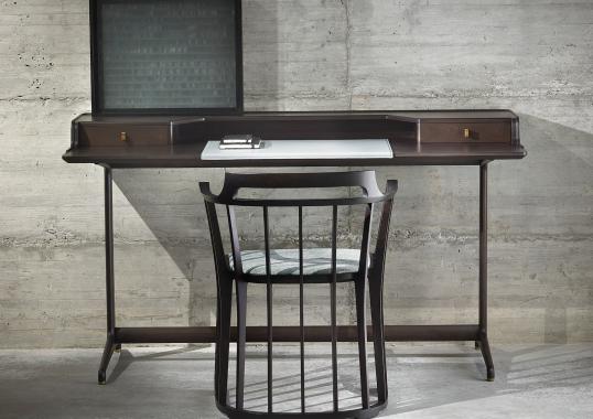 Кресло от фабрики Ceccotti Collezioni модель Tredici Small Arm image 4