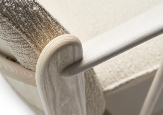 Кресло от фабрики Ceccotti Collezioni модель T-BONE