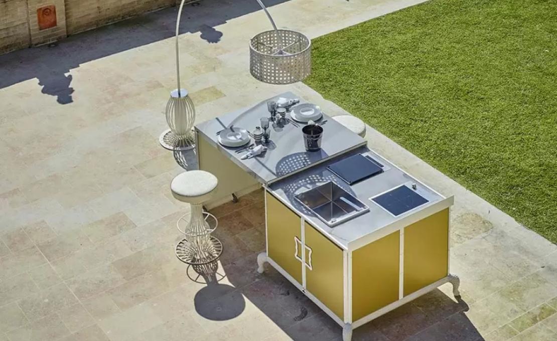 Уличная кухня модель Linear Outdoor Kitchen от фабрики Dolcefarniente