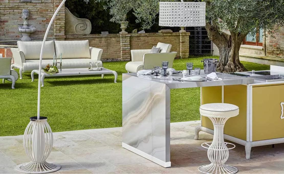 Уличная кухня модель Linear Outdoor Kitchen от фабрики Dolcefarniente