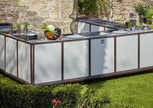 Уличная кухня модель Linear Outdoor Kitchen от фабрики Dolcefarniente