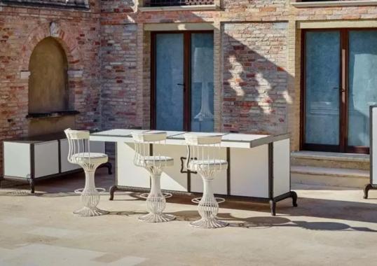 Уличная кухня модель Linear Outdoor Kitchen от фабрики Dolcefarniente