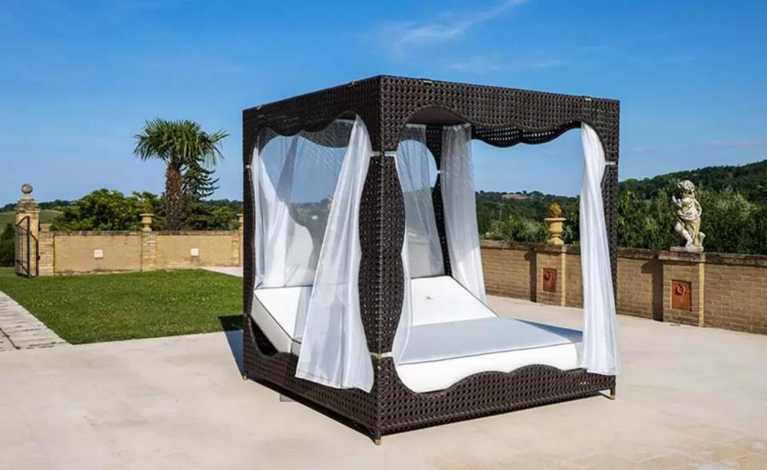 Коллекция уличной мебели модель Wezen от фабрики Dolcefarniente