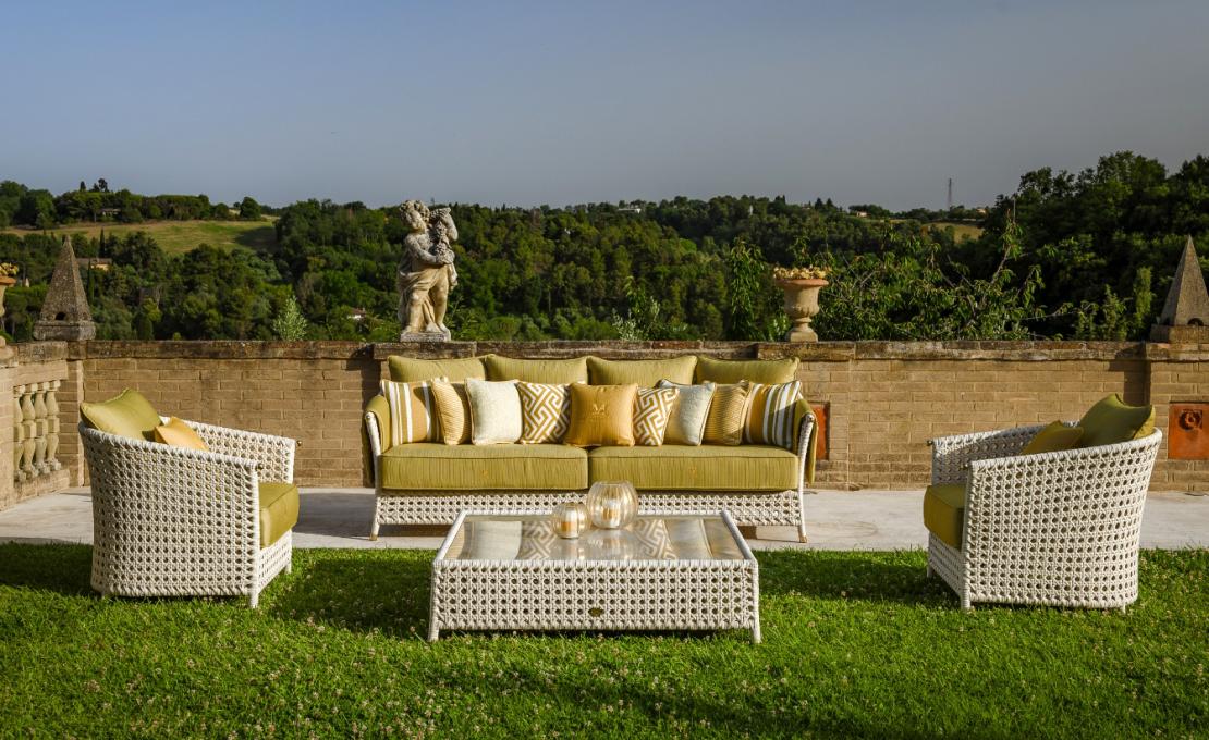 Коллекция уличной мебели модель Wezen от фабрики Dolcefarniente