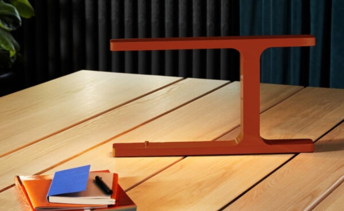 Настольная лампа от фабрики Contardi модель Beam Table Lamp