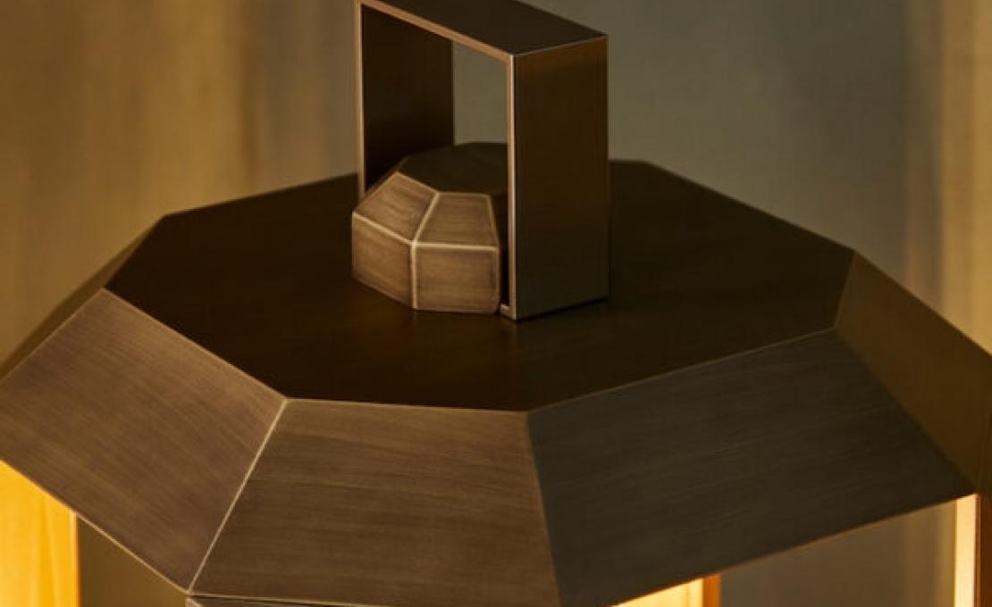 Торшер от фабрики Contardi модель Cube Lantern