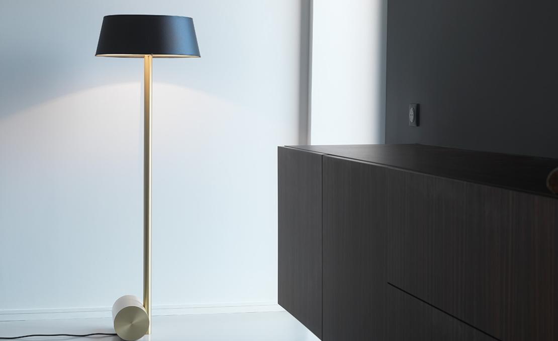 Торшер от фабрики CVL Luminaires модель Calee Floor Lamp 