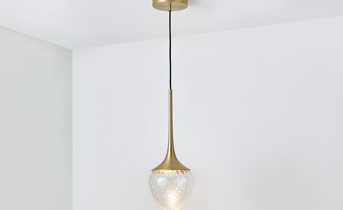 Подвесной светильник от фабрики CVL Luminaires модель Louis Suspension Lamp