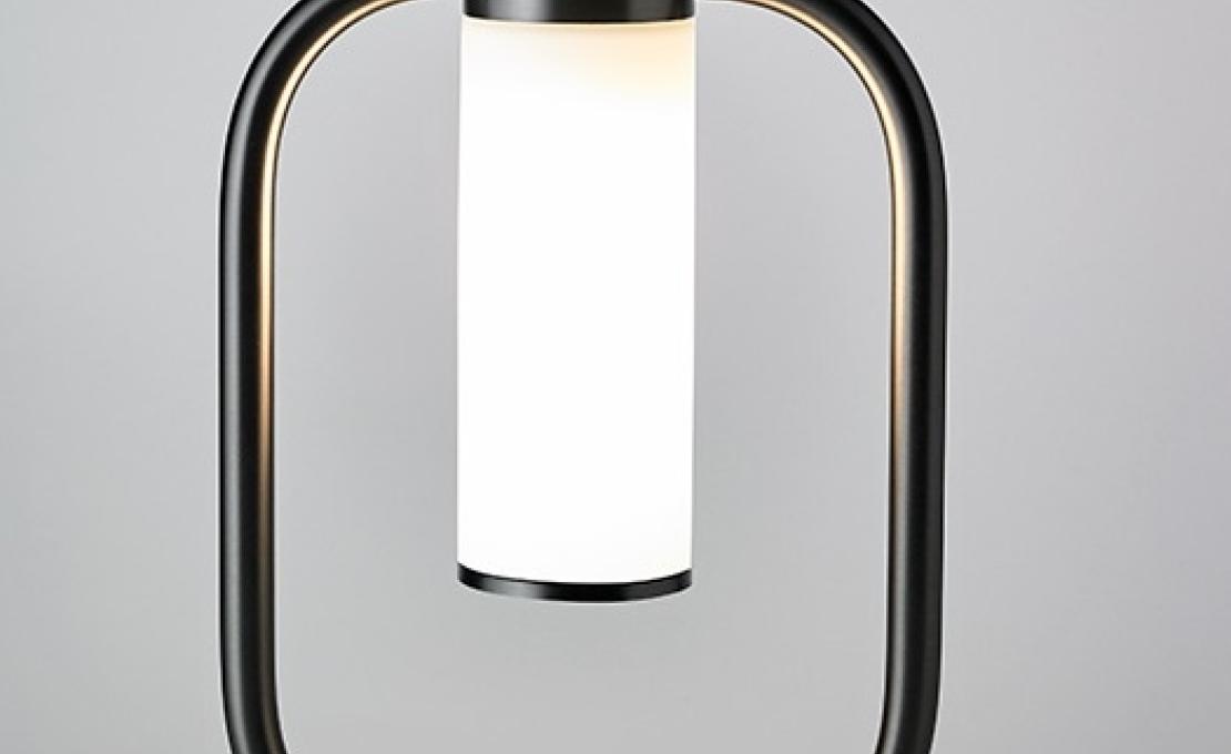 Настольная лампа от фабрики CVL Luminaires модель Storm Table Lamp 