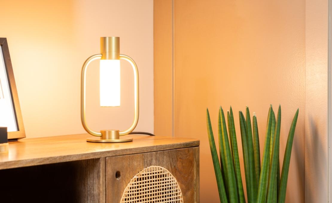 Настольная лампа от фабрики CVL Luminaires модель Storm Table Lamp 